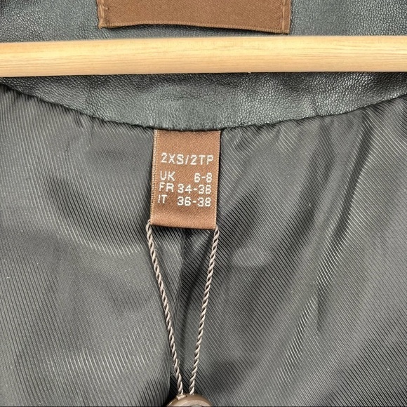 Danier Leather Moto-Style Jacket - Picture 5 of 7